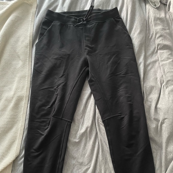Lululemon pants large - Picture 5 of 8